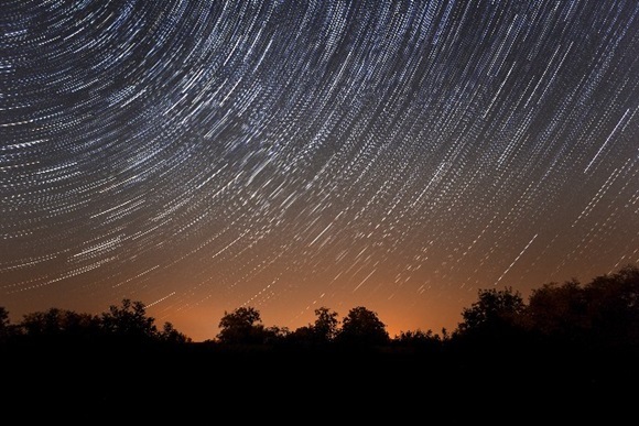 プラネタリウムで雨でも夜空を楽しむ